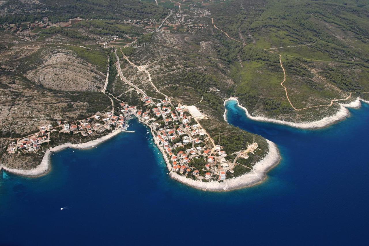 Apartments By The Sea Zavalatica, Korcula - 546 Exterior foto